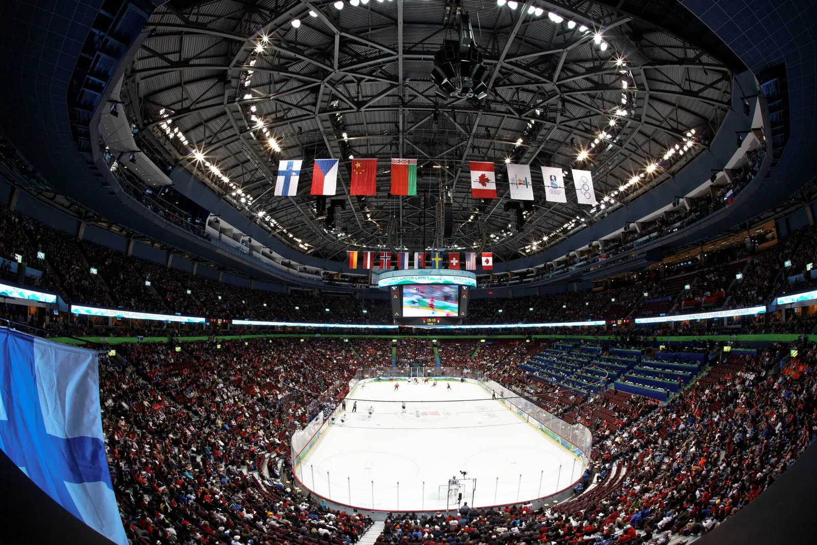 Canada Hockey Place Vancouverin 2010 olympialaisissa ottelun aikana