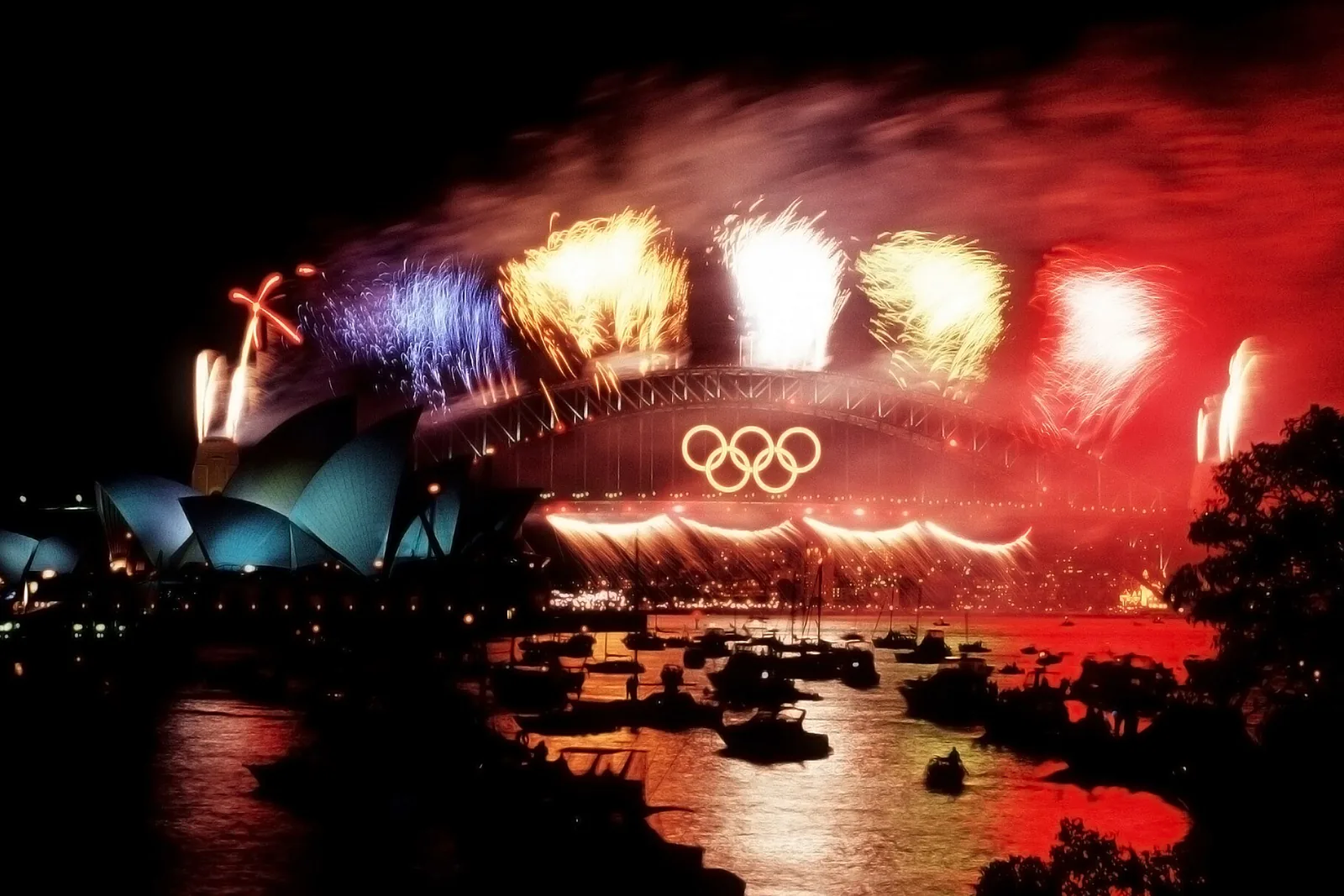 Sydneyn 2000 olympialaisten ilotulitus sataman yllä