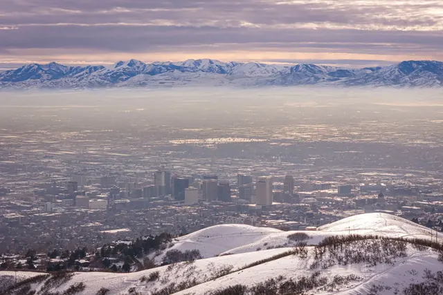 Luminen Salt Lake City ja Wasatch-vuoret