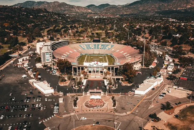 Rose Bowl -stadion Pasadenassa ilmasta