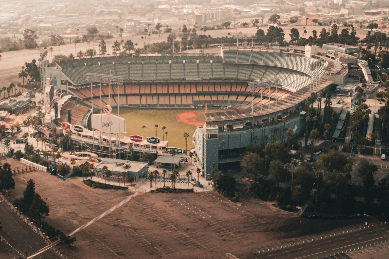 Dodger Stadium Los Angelesissa ilmasta